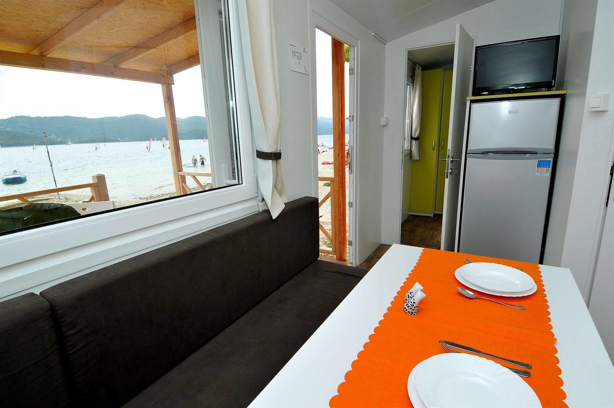 Camp Perna Hotel Kuciste Eksteriør billede